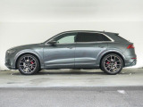 Q8 55 TFSI クワトロ ラグジュアリー 4WD 