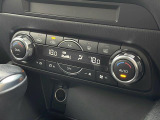 【オートエアコン】車内温度を感知して自動で温度調整をしてくれるのでいつでも快適な車内空間を創り上げます!