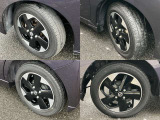 155/65R14 純正アルミホイール装着。