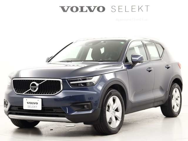 XC40  B3 モメンタム