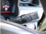 【車屋】として、長く車業界に従事した経験豊富なスタッフが多数在籍しております。