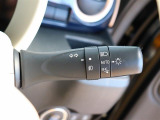 【車屋】として、長く車業界に従事した経験豊富なスタッフが多数在籍しております。