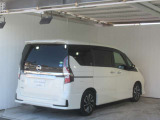 セレナ 2.0 ハイウェイスター V 