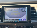 【バックカメラ】駐車時に安心のバックカメラが装備されています!