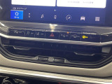 コンパス リミテッド 4WD 本革シート