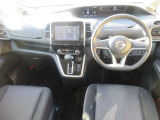 セレナ 2.0 ハイウェイスター Vセレクション 禁煙車 エマージェンシーブレーキ