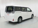 ヴォクシー 2.0 ZS 煌 4WD 