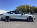 常時100台以上のBMW/MINIを展示!大型展示場でお気に入りの車両を見つけてください♪