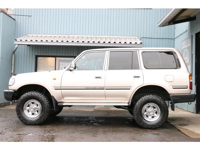 トヨタ ランドクルーザー80 4.5 GX 4WD 純正カラー リフトアップ