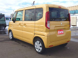 【届出済未使用車とは】自動車の分類では「新車」「中古車」この2種類しかありません。走行距離が100km未満かつ初度登録または初度届出された車両を「届出済未使用車」と呼んでいます。