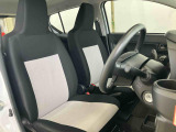 たとえばダイハツのお店にある、たくさんのスマアシ搭載車は、正常に作動する事をしっかり確認します。