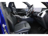 XM 4.4 4WD M xDriveシステム イルミネーションルーフ