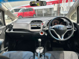 フィット 1.3 G スマートセレクション ファインスタイル 4WD 