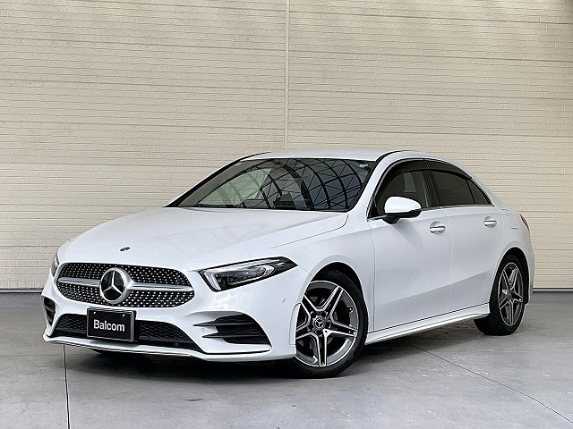Aクラスセダン A180 スタイル AMGライン 