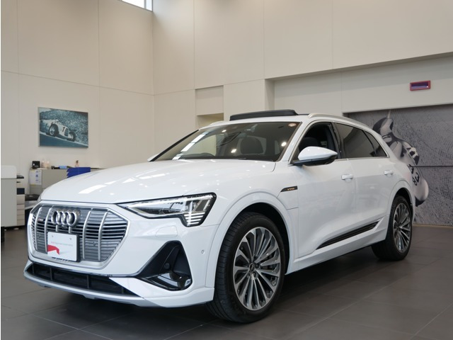 e-tron  55 クワトロ Sライン 4WD