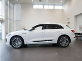 e-tron  55 クワトロ Sライン 4WD