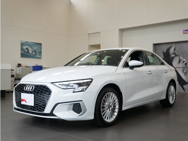 A3セダン 30 TFSI アドバンスド 