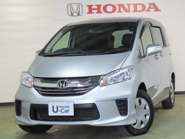 フリード 1.5 G プレミアムエディション 4WD 