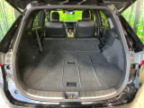 後席を格納すると、これだけの広さが!シーンに合わせたシートアレンジで、大きな荷物も積むことが出来ます♪
