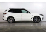 X5  xドライブ 45e Mスポーツ 4WD
