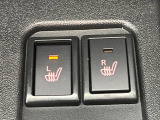 【シートヒーター】寒い日に重宝するシートヒーター!エアコンより早く温まってくれるので寒がりの人も安心ですね♪エアコンの温風は乾燥するから苦手、という方にもをおすすめです。