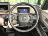 【ステアリングスイッチ】運転中、前方から目線をそらすことなく、オーディオ等の操作が可能な便利機能!安心&快適なドライブを演出してくれます♪