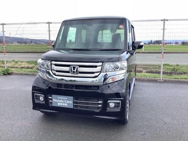 N-BOXカスタム G ターボ Lパッケージ 2トーンカラースタイル 4WD 