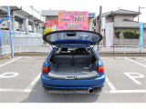 このお車は過去に修復歴が有ります。修復場所は( 左前 )です。しかし写真の通り、きちんと直しています♪ので走行には問題は有りません。修復は(小)ですので御安心下さい♪