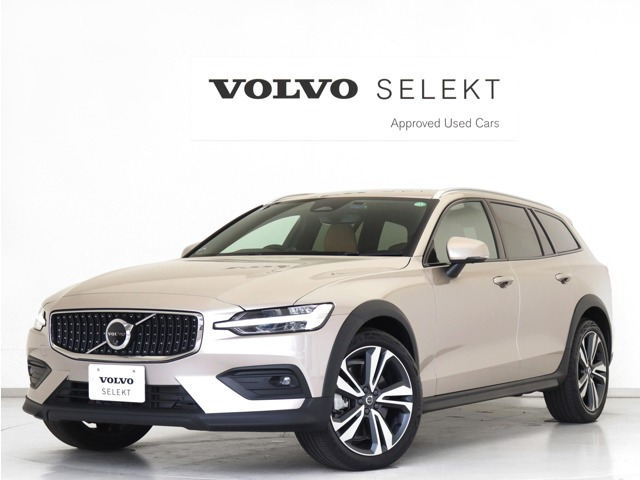 V60クロスカントリー アルティメット B5 AWD 4WD 