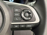 パワーとエコの2つの走行モードの切り替えが可能なステアリングスイッチに加え、高速道路を快適に走行できる全車速追従機能付ACC(アダプティブクル-ズコントロ-ル)スイッチが付いています(^^♪