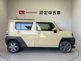 車両右側面からの写真になり。車をご覧になりたい時はお気軽に最寄りの店舗へご相談下さい。
