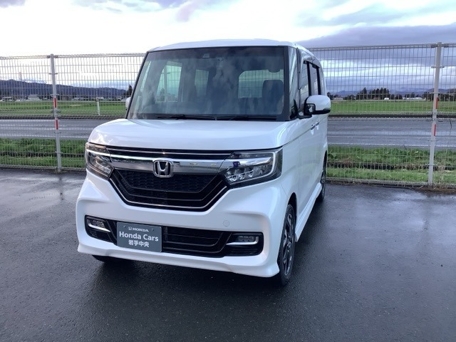 N-BOXカスタム EX ターボ 4WD 