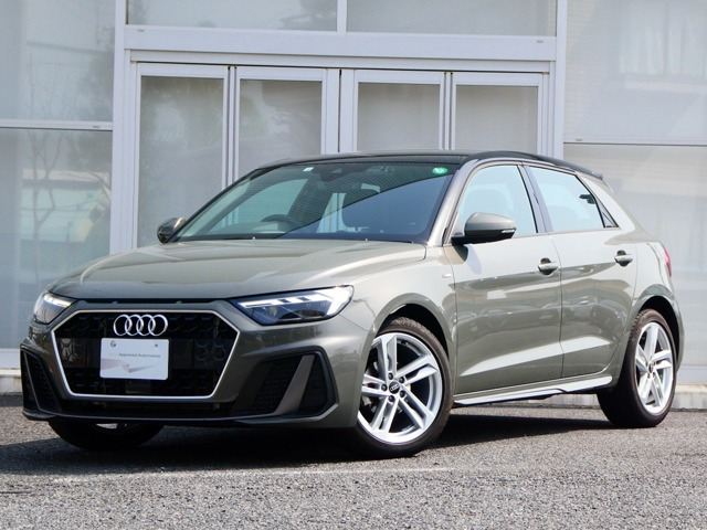 A1スポーツバック 25 TFSI Sライン 