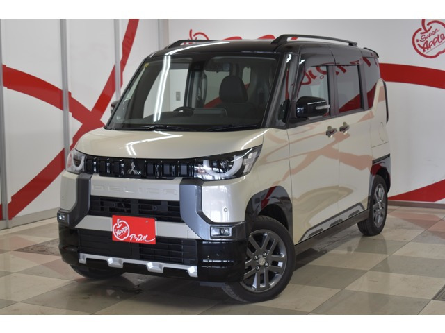 デリカミニ T プレミアム 4WD 
