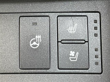 気になる車はすぐにお問い合わせください!画面右側の0066から始まる無料ダイヤルからお問い合わせ下さい!専門スタッフがお車のご質問にお答えいたします!