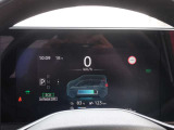 アドバンスドドライブアシストディスプレイは豊富な車両情報コンテンツを表示する、質感の高い先進的な7インチカラーディスプレイです。