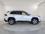 RAV4 2.5 ハイブリッド G E-Four 4WD 