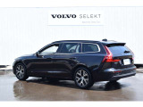 ◆バック/万が一を考え、安全性を重視する方に選ばれているVOLVO車。ドアを開閉するとその重み・厚みに驚くはず