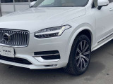 ◆ヘッドライト/VOLVOの代名詞ともいえるTシェイプのライトは、北欧神話のトールハンマーをイメージした意匠