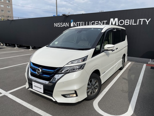 セレナ 1.2 e-POWER ハイウェイスター V 
