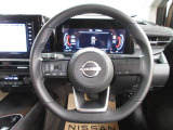 運転が楽しくなる明るく開放的な運転席まわりです。