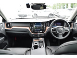 XC60 リチャージ アルティメット T6 AWD PHEV 4WD 