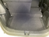 リアシートを前に倒せば荷室容量倍増!