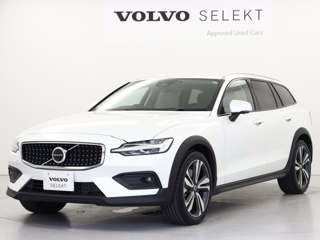 V60クロスカントリー アルティメット B5 AWD 4WD 
