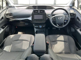 プリウス 1.8 S E-Four 4WD 修復歴無し