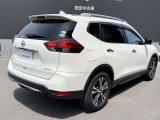 エクストレイル 2.0 20Xi 4WD 3列車