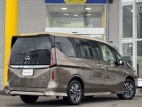 セレナ 1.4 e-4ORCE ハイウェイスターV 4WD 