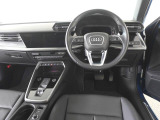 Audiのインテリアはエクステリア同様、優れたデザイン性とクオリティ、そして機能性を兼ね備えております。