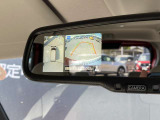 上からまる見え!アラウンドビューモニターの画像です。純正ナビに映してあります。お車を真上から見たような映像をミラーやナビ画面に映し出す事によって、車両の周囲を確認し、駐車時や発進時の運転をサポート。