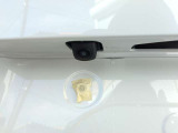 純正バックカメラ付きのお車です。